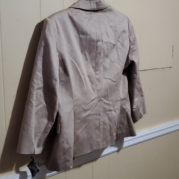 Nwt 2pc khaki pant suit size 8 / NYP $160 - Picture 9 of 15